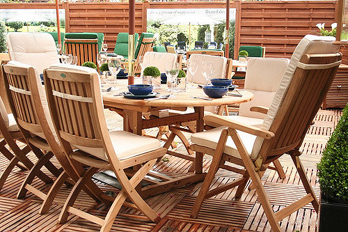 garden furniture Bitton